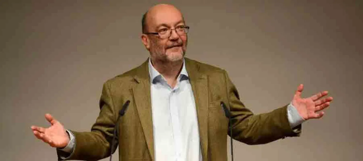 bruce 1200x533.jpg