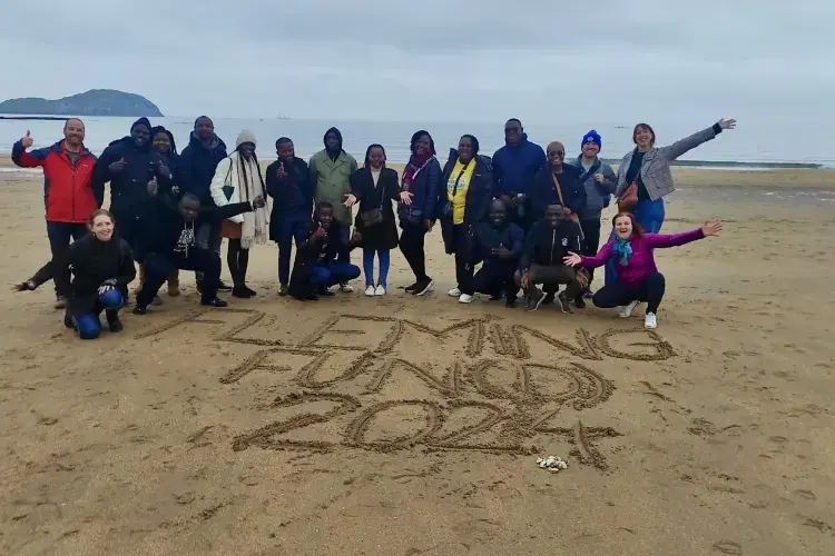  A group of Fleming Fund Fellows on the beach in North Berwick