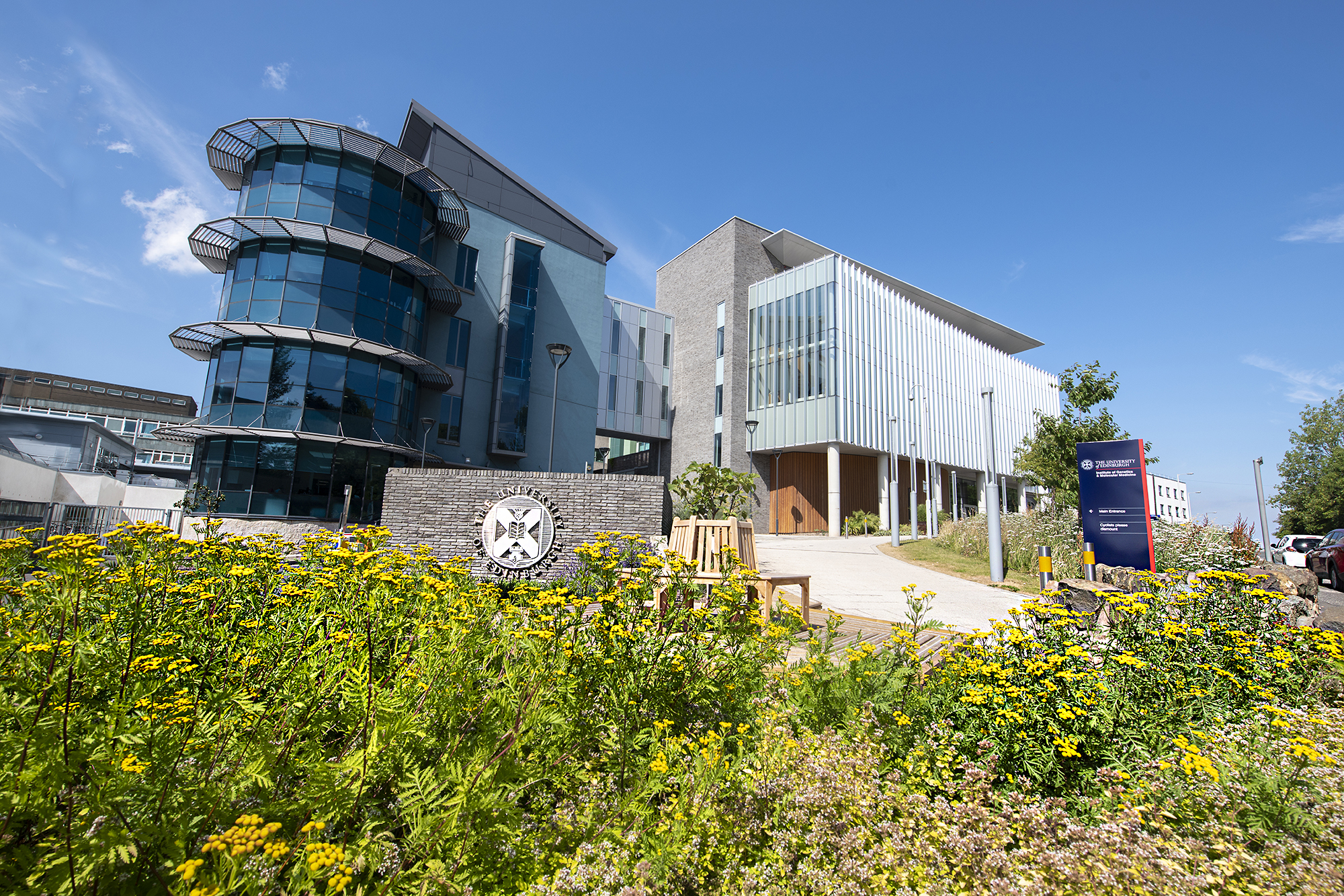 Photograph of University of Edinburgh's Institute of Genetics and Cancer