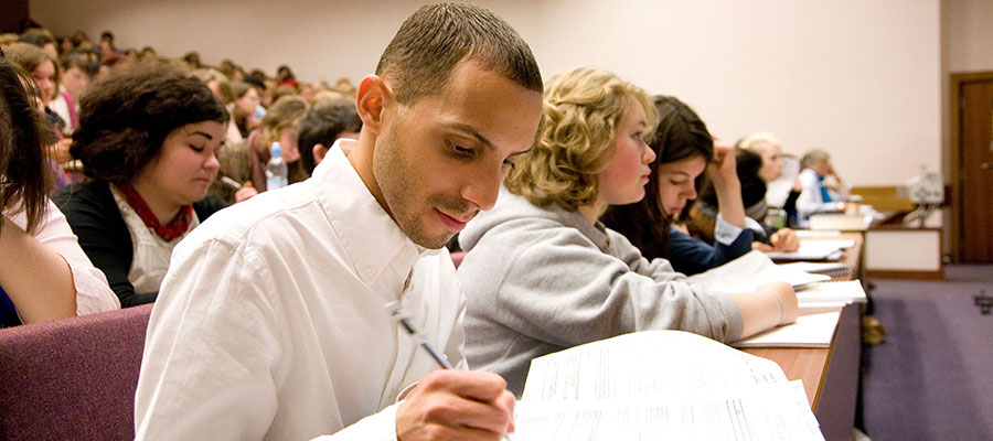 Photo of students in a lecture theatre